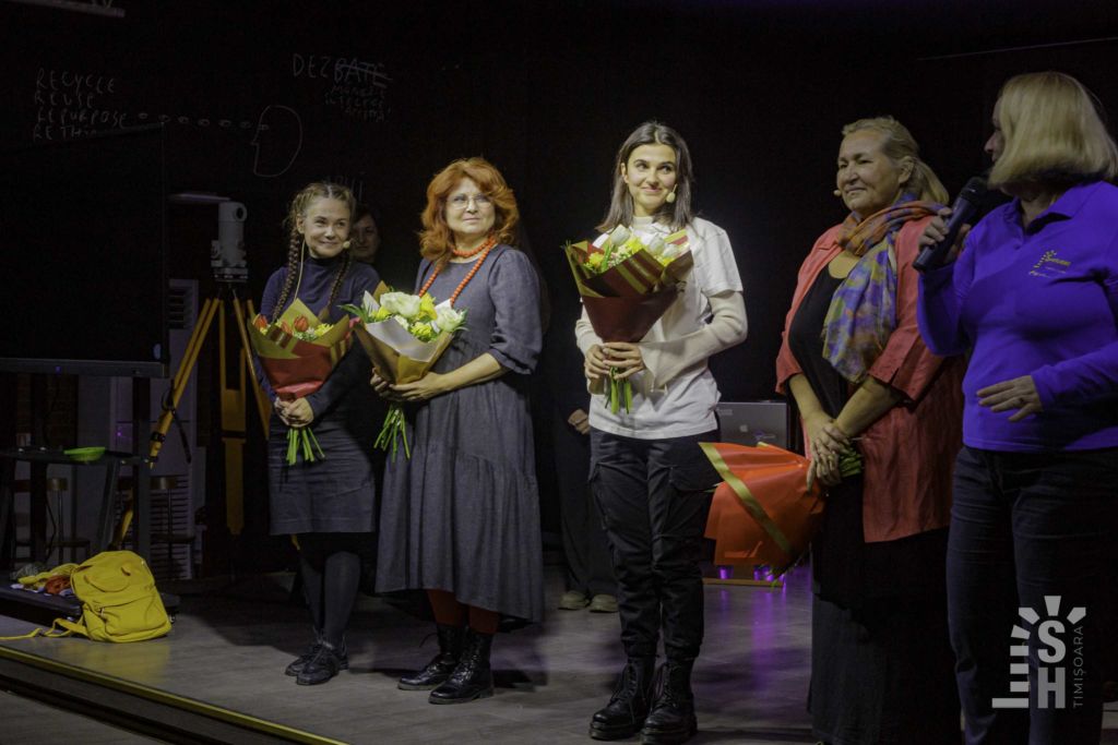 Spectacolul “Patrimoniul sub reflectoare – Femei ale viitorului” – O încheiere glorioasă a anului 2023, ce a celebrat inovarea și excelența feminină din Universitatea Politehnica Timișoara