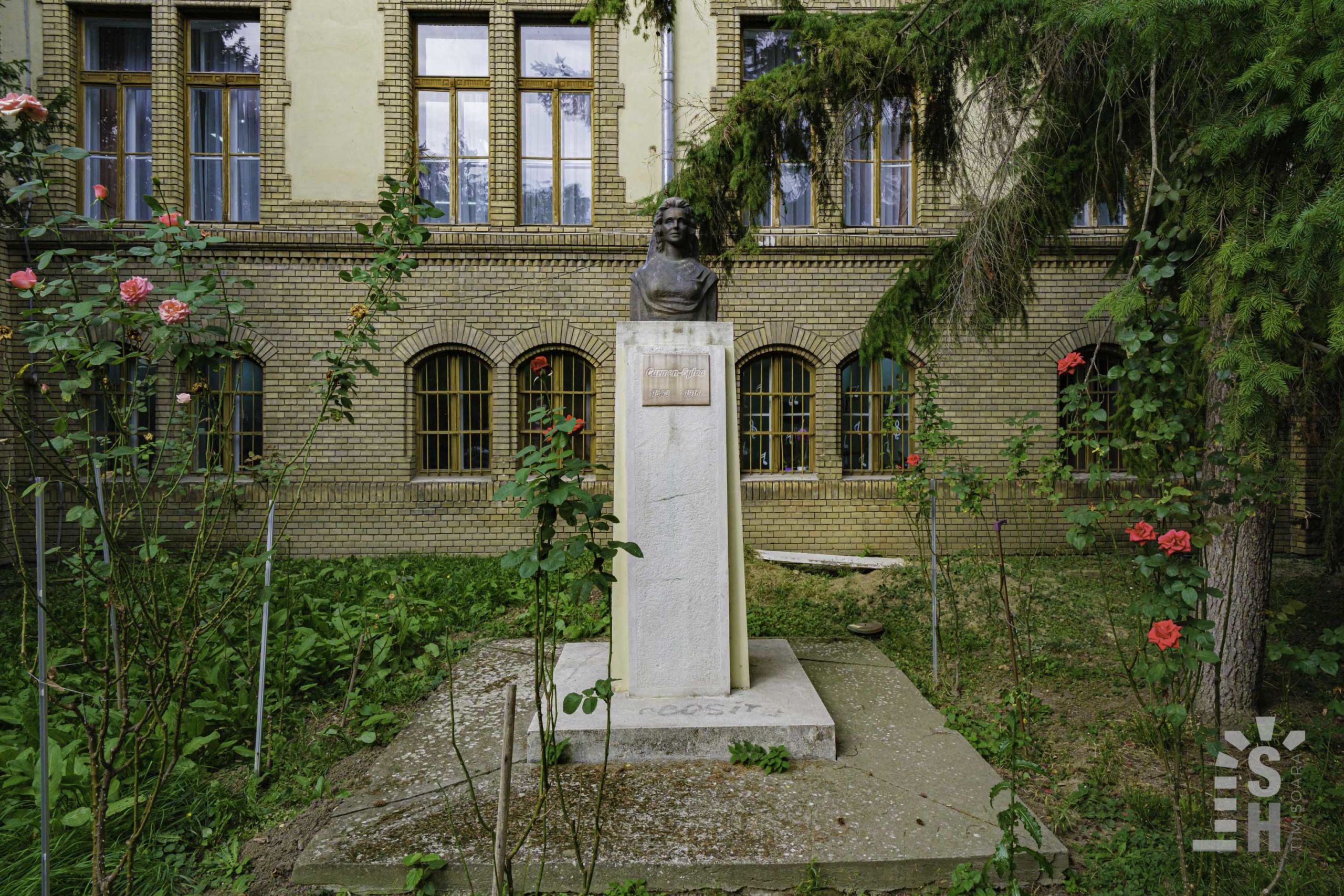 colegiul-na-ional-pedagogic-carmen-sylva-patrimoniul-sub-reflectoare